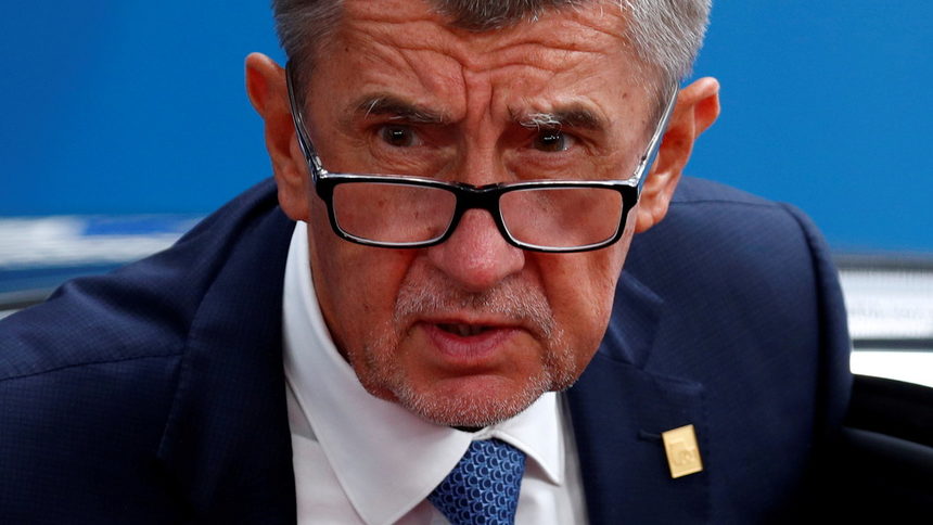 Чешкият премиер продължава да настоява за българска връзка във взрива от 2014 г.