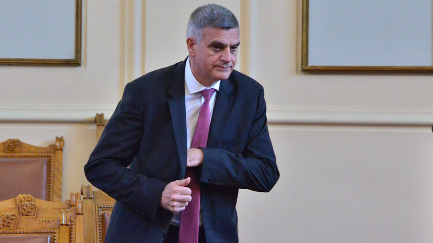 Премиерът призна грешки, готов e да понесе отговорност заради COVID мерките