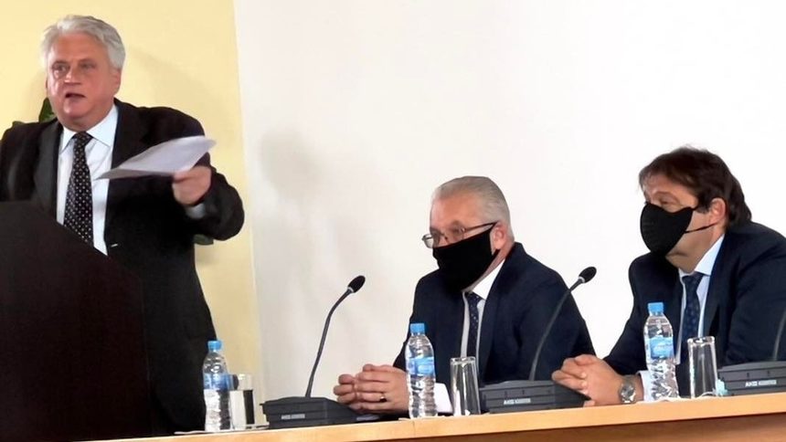 От отпуснатите авансово пари за лот 5 на "Хемус" 60 млн. лв. били изнесени в сакове и чували
