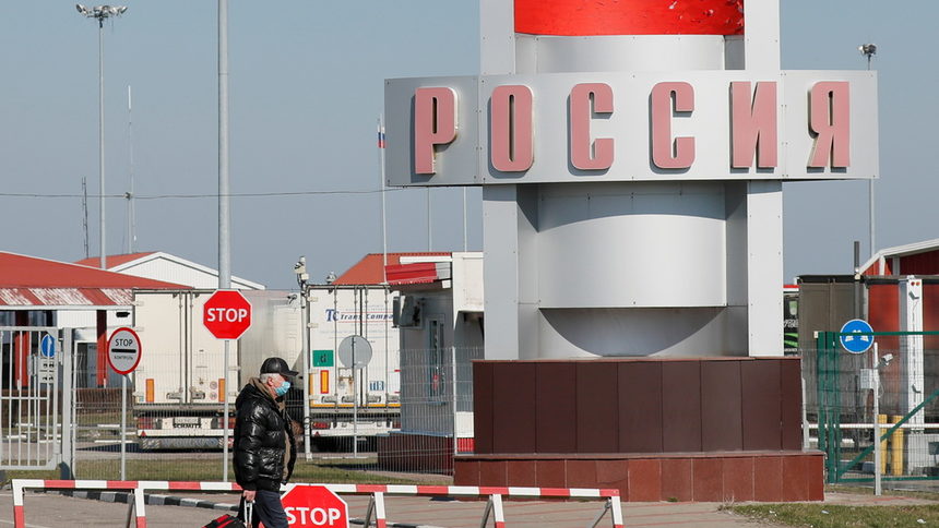 Франция предупреди Русия заради опасенията на САЩ, че може да нахлуе в Украйна