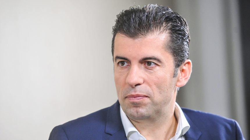 Кирил Петков