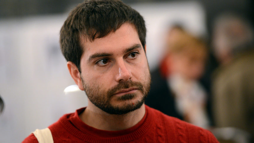 Журналистът Димитър Кенаров бе един от задържаните по време на антиправителствения протест на 2 септември 2020 г., а след това заведе дело срещу полицията за незаконно задържане.