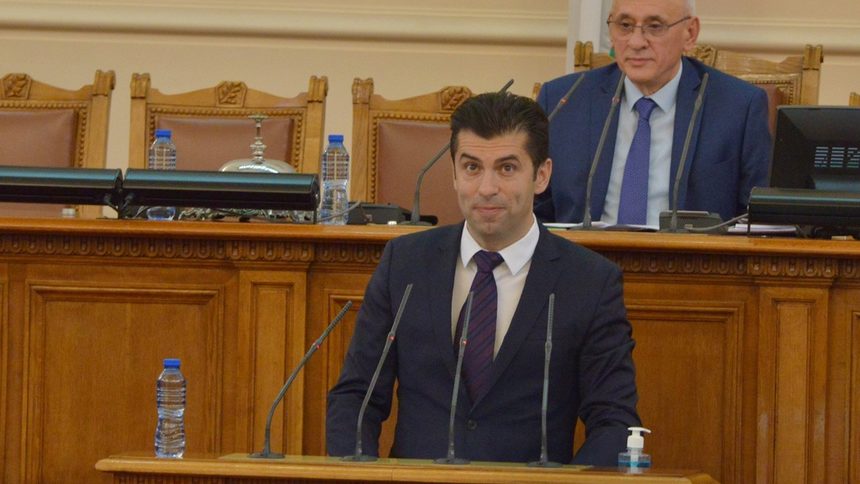 Кирил Петков призова депутатите да забравят алчността, егоизма и нехайството
