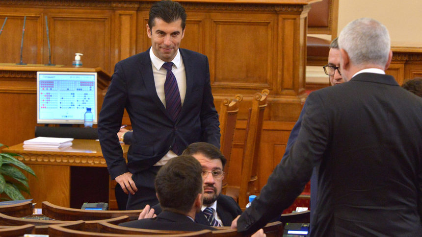 Цитат на деня: Всички осъзнаваме, че слонът се яде на хапки