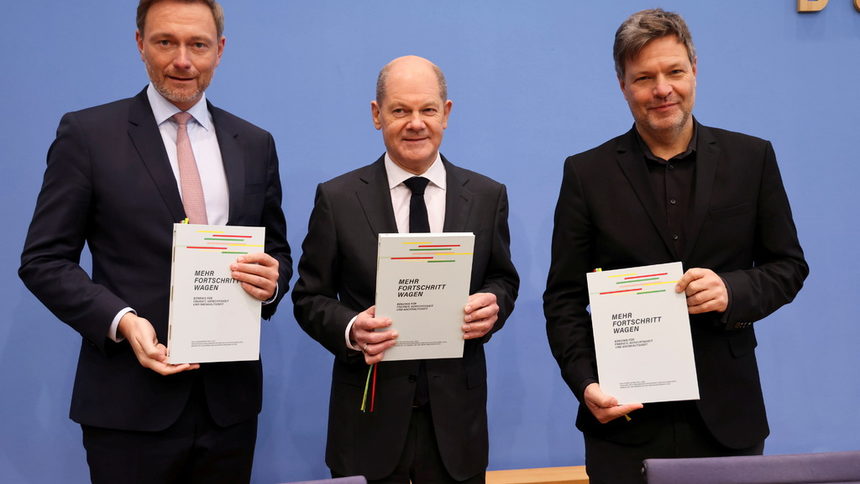 Германия одобрява днес новото правителство, Зелените ще ръководят икономиката
