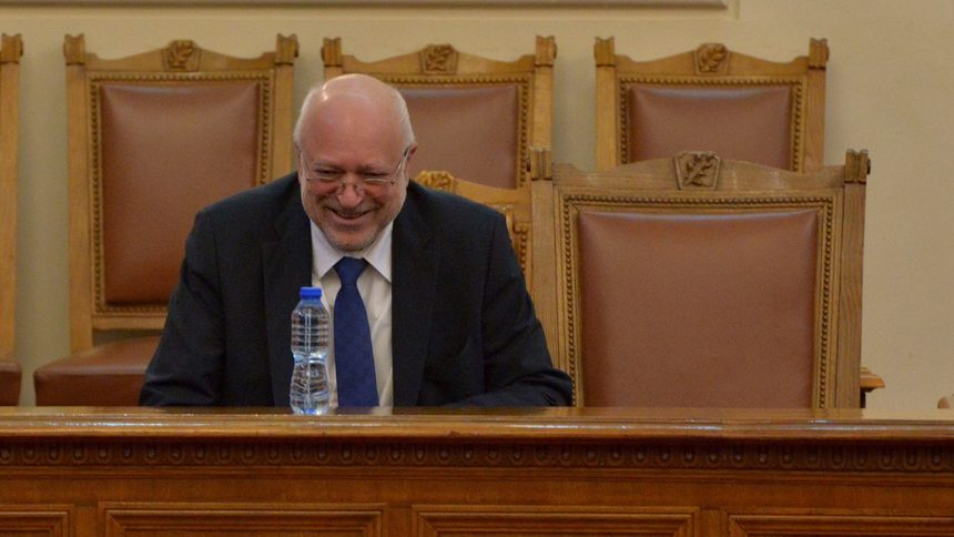 Велислав Минеков