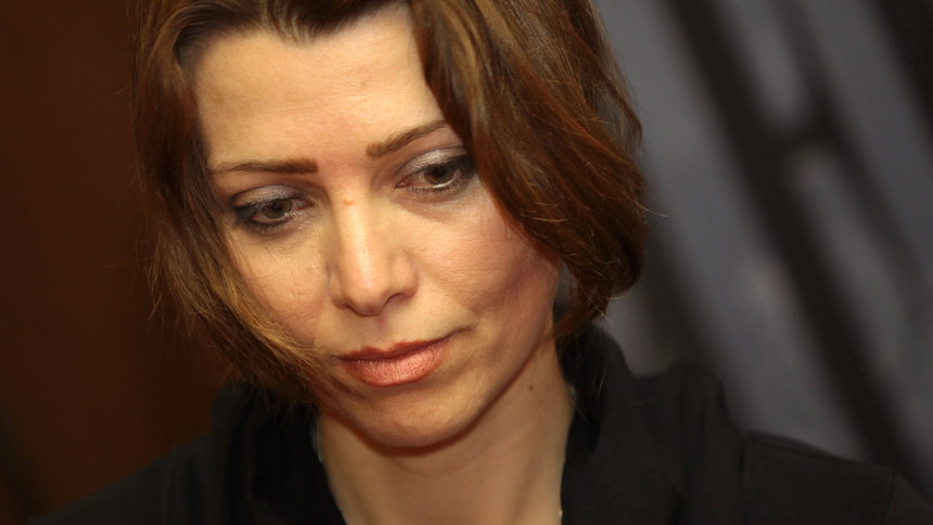 Елиф Шафак