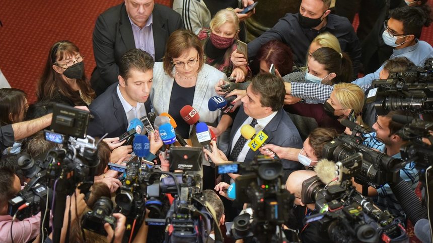 Въпреки извънредна среща заради БСП: коалиционен договор до неделя и нови потвърдени постове