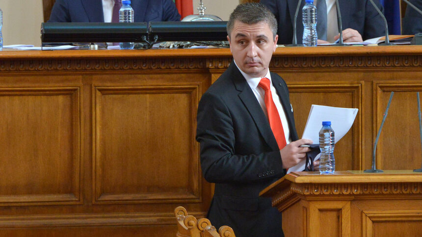 Подписаната с "Газпром" пътна карта още не е открита в никое ведомство