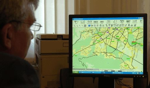 Трафикът се следи в реално време от диспечерите на градския транспорт