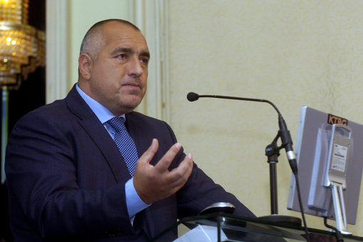Правителството е помолило банките да свалят лихвите по кредитите