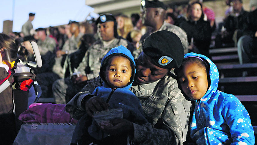 В събота деца на военнослужещи в базата отправиха молитва за родителите си