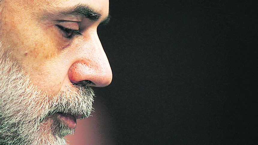 Вълната срещу Обама застраши поста на Бернанке