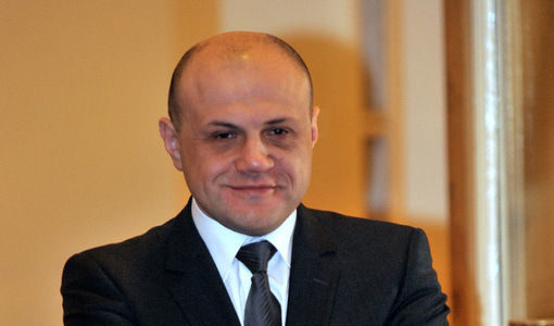 Министър Дончев: Задачата ми е да направя поста си излишен