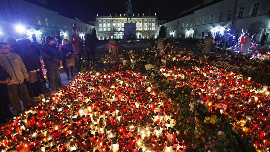 ЕС обяви утре траур за жертвите на катастрофата край Смоленск